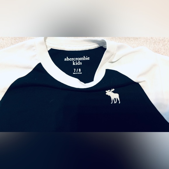Abercrombie kids Shirt - Boys 9/10 Navy/White - Picture 5 of 5